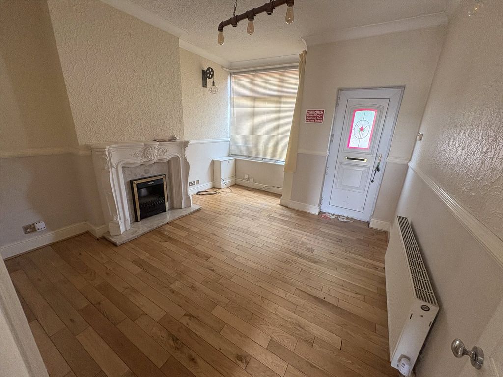 Property photo 2 of 12 Picture No. 02