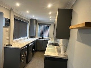 Property photo 3 of 5 Kitchen