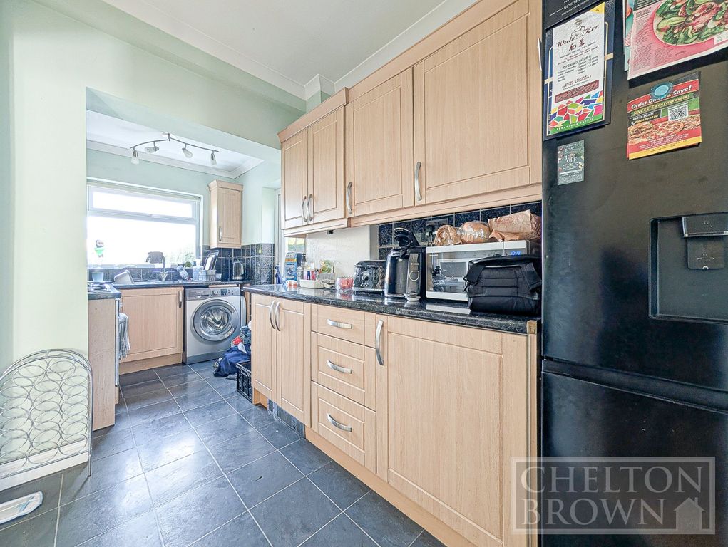 Property photo 3 of 35 Kitchen