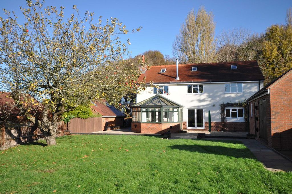 Property photo 1 of 20