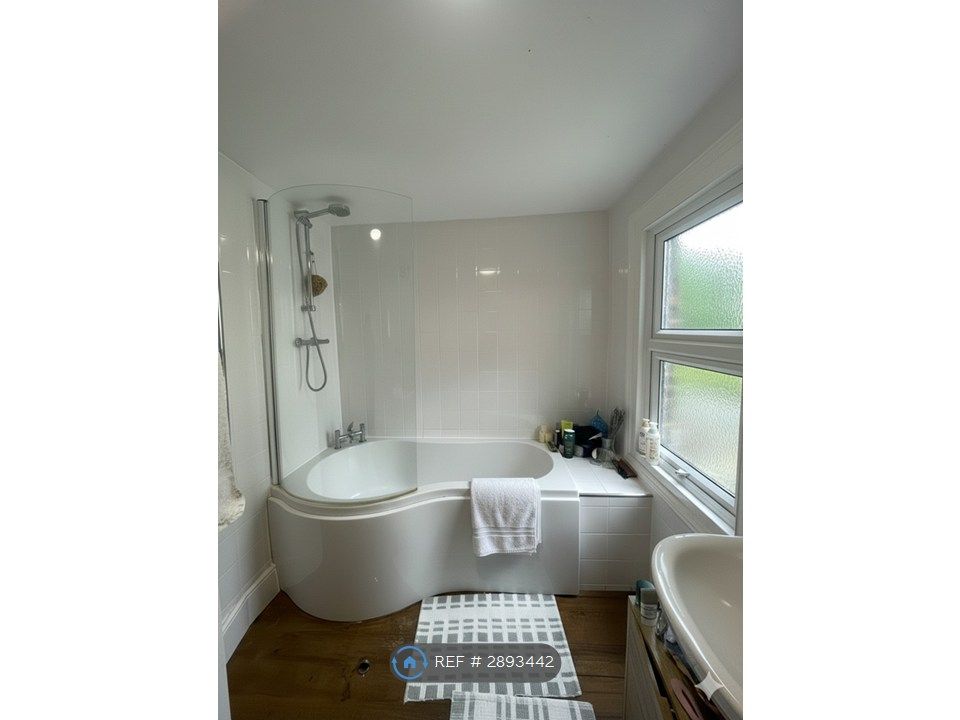 Property photo 3 of 5 Bathroom