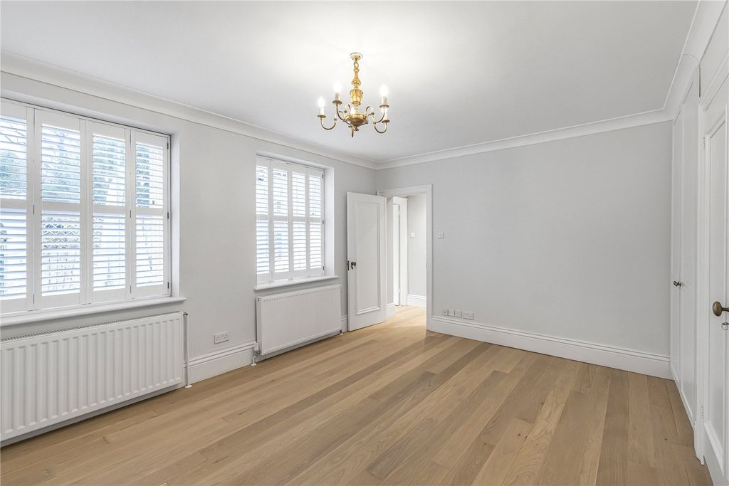 Property photo 3 of 15 Bedroom