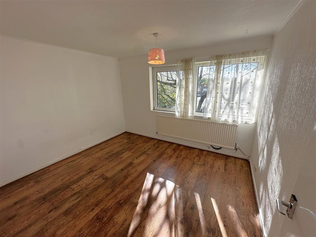 Additional image 8 of 3 bed flat for saleOrkney Walk, Corby NN17