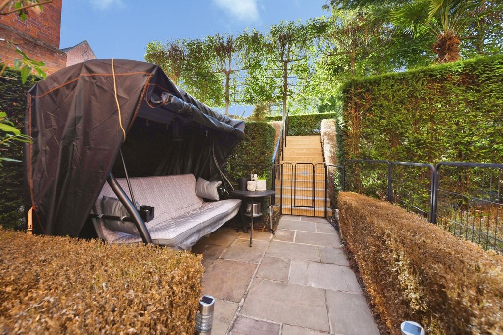 Property photo 3 of 15 Pbox-Img.Jpg