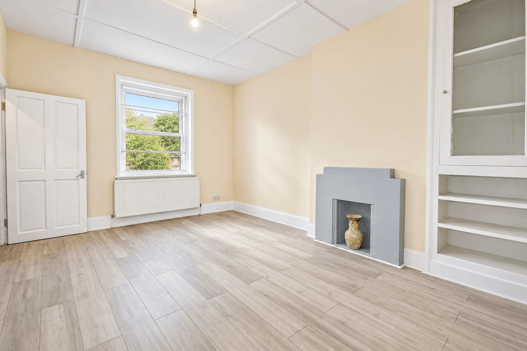 Property photo 2 of 13 Gallery
