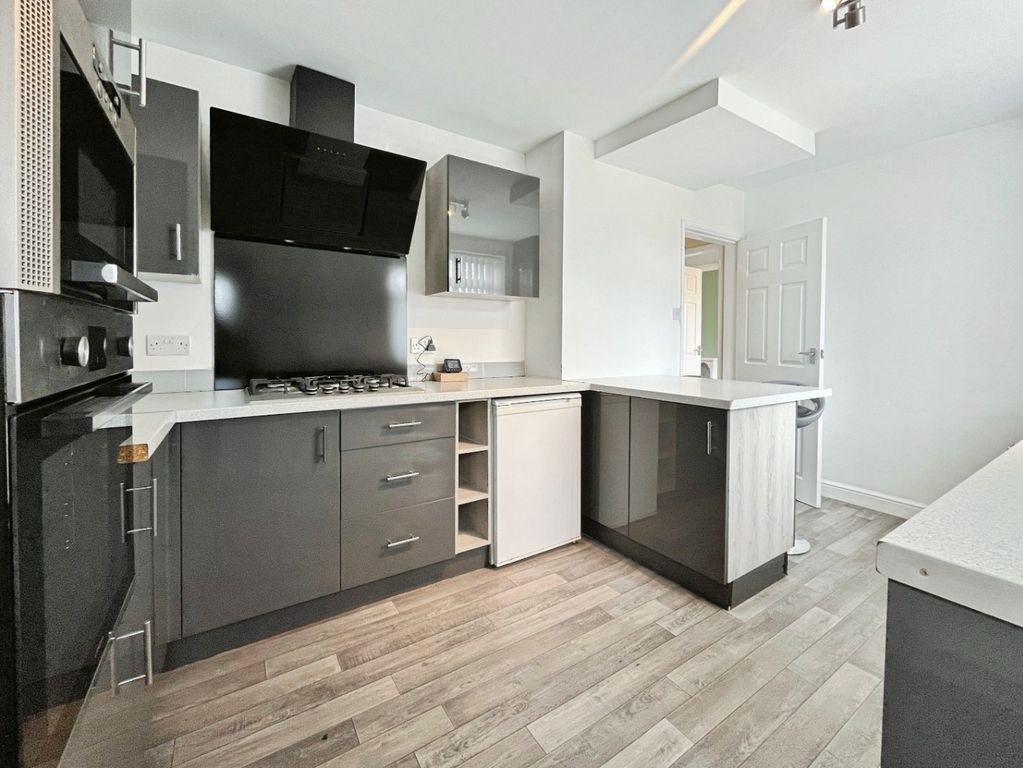 Property photo 2 of 16 4253475