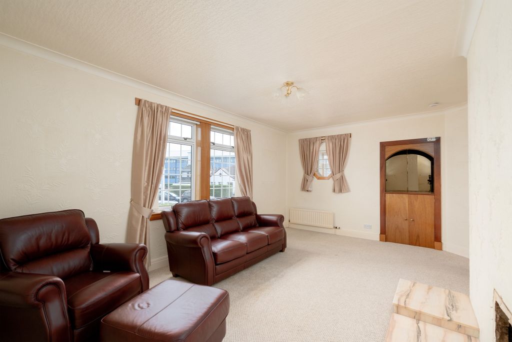 Property photo 3 of 26 Property Image 3