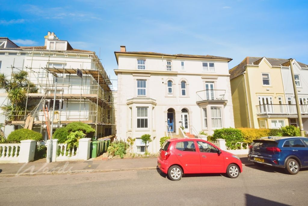 Property photo 1 of 8 Front