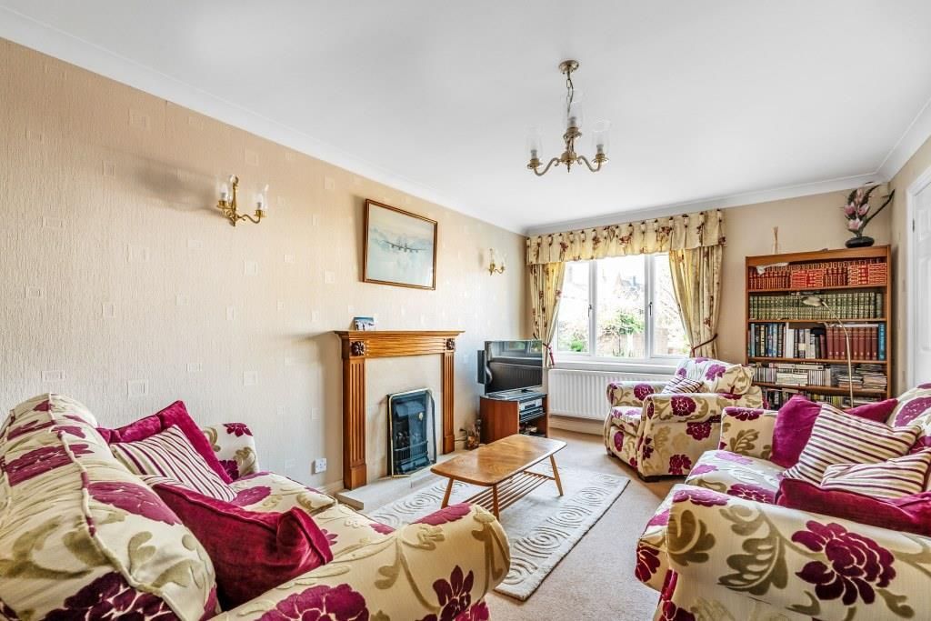 Property photo 2 of 10 5-St-Martins-Mews-8.Jpg