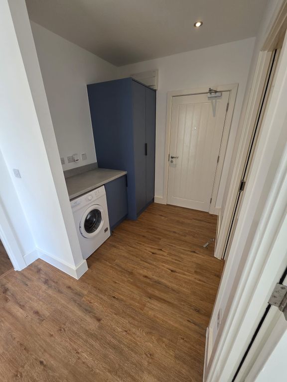 Additional image 7 of 2 bed flat to rentColwyn Bay LL29