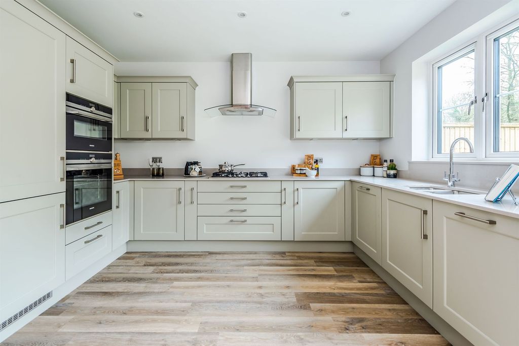 Property photo 2 of 11 Example Kitchen