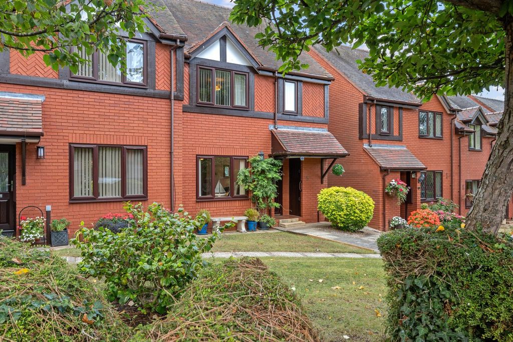 Property photo 1 of 18