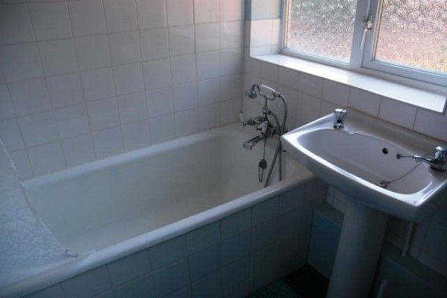 Property photo 2 of 5 Bathroom