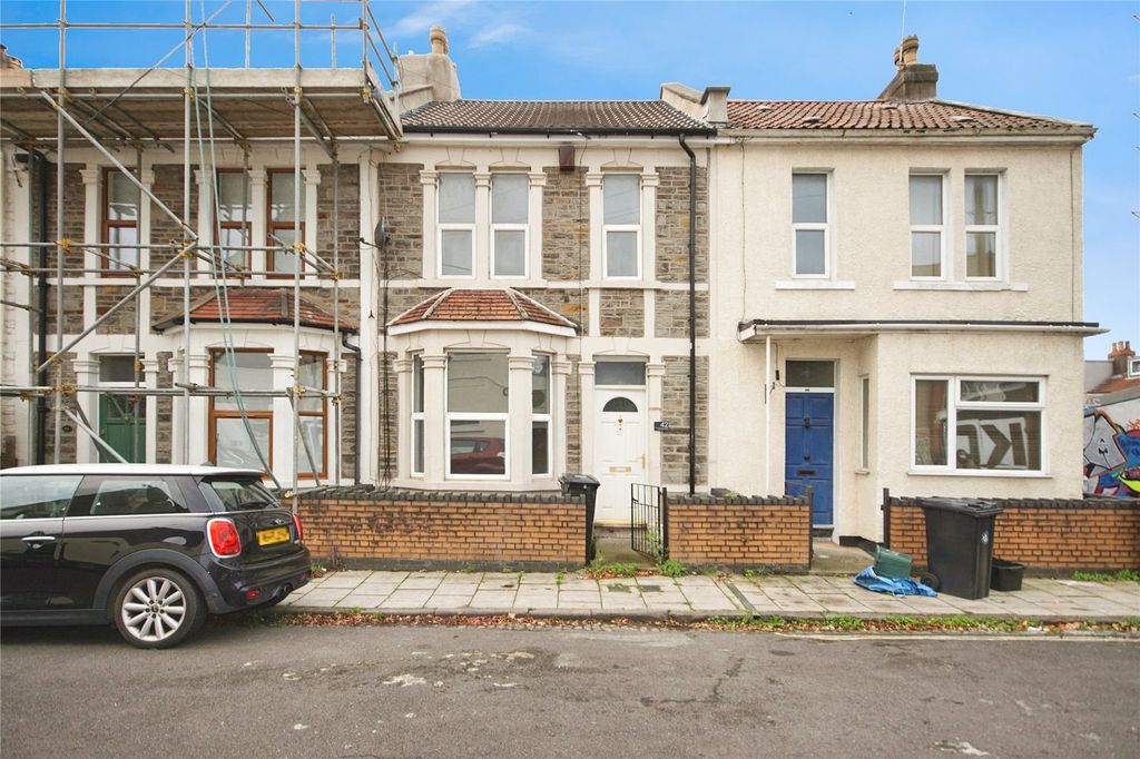 Property photo 1 of 17 Picture No. 35