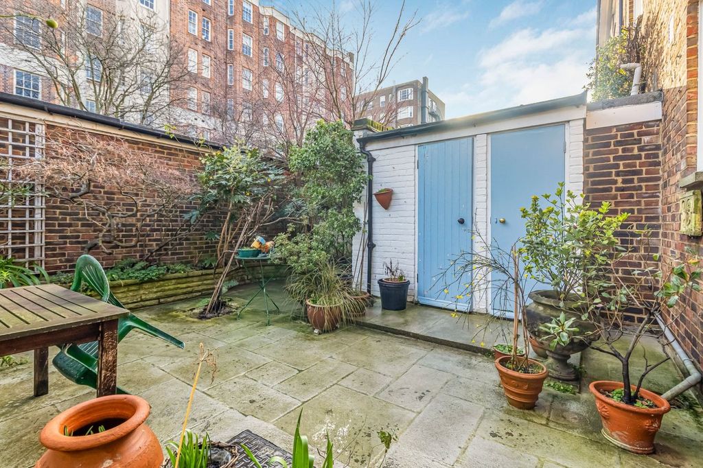 Property photo 3 of 24 Picture No. 48