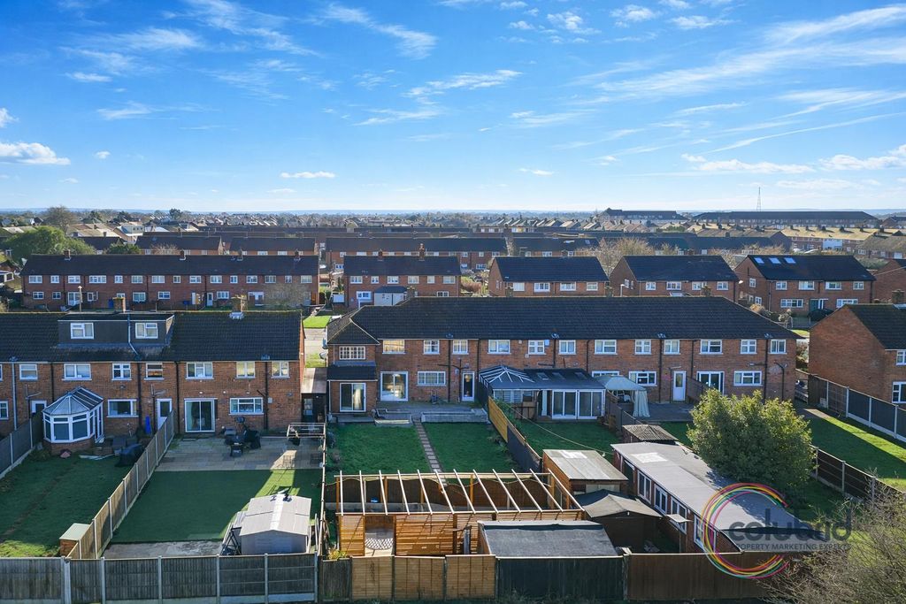 Additional image 21 of 4 bed end terrace house for saleWhitmore Avenue, Grays RM16