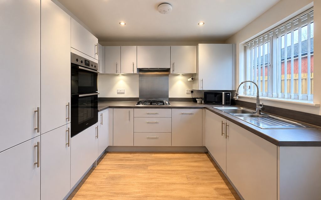 Property photo 3 of 12 Picture No. 05