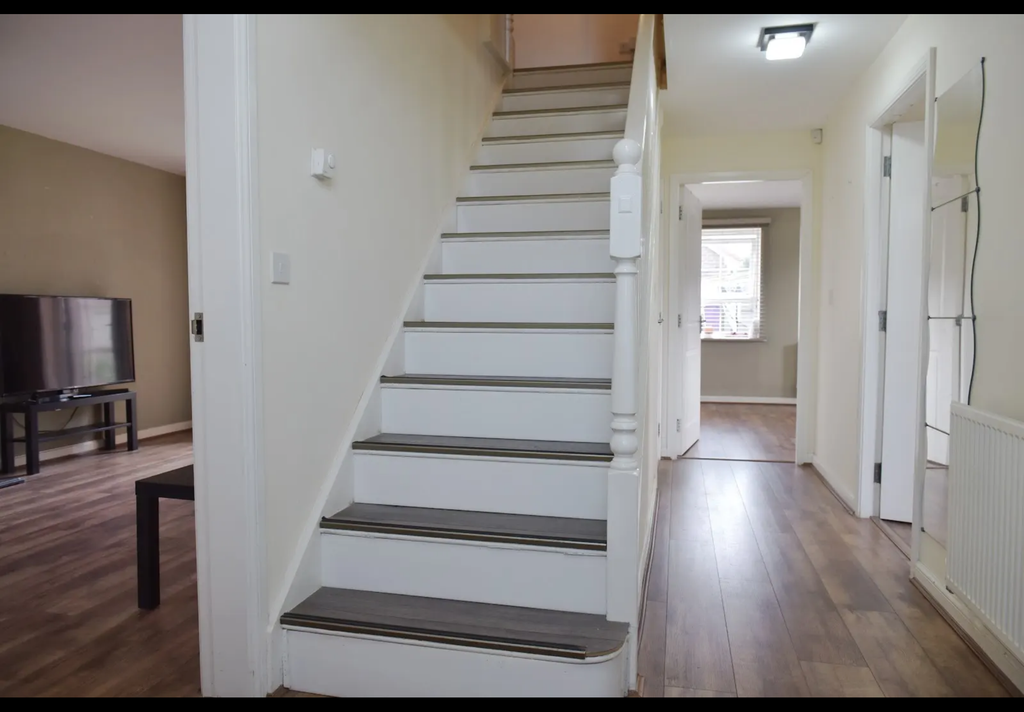 Property photo 2 of 19 Img_2597