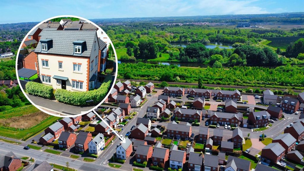 Property photo 3 of 34 Harrier Way, Estate Agent, Burton On Trent Drone.J