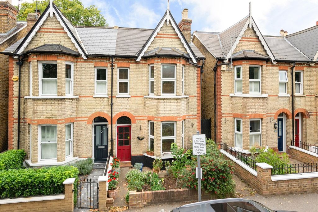 Property photo 1 of 10