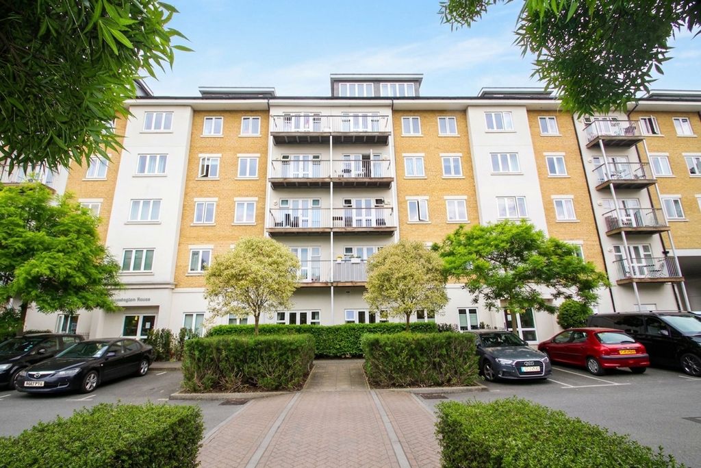 Property photo 1 of 7