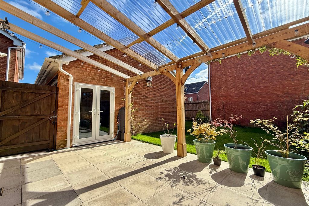 Property photo 3 of 17 Southerly Rear Garden