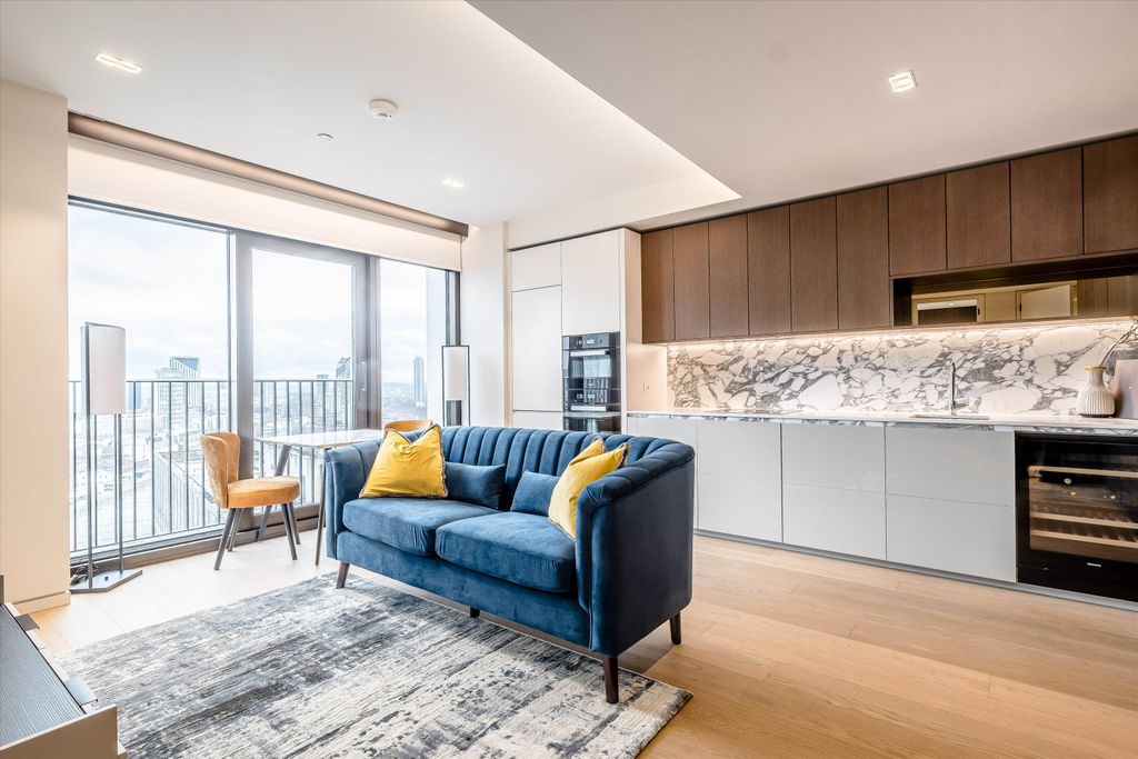 Property photo 1 of 8 Image