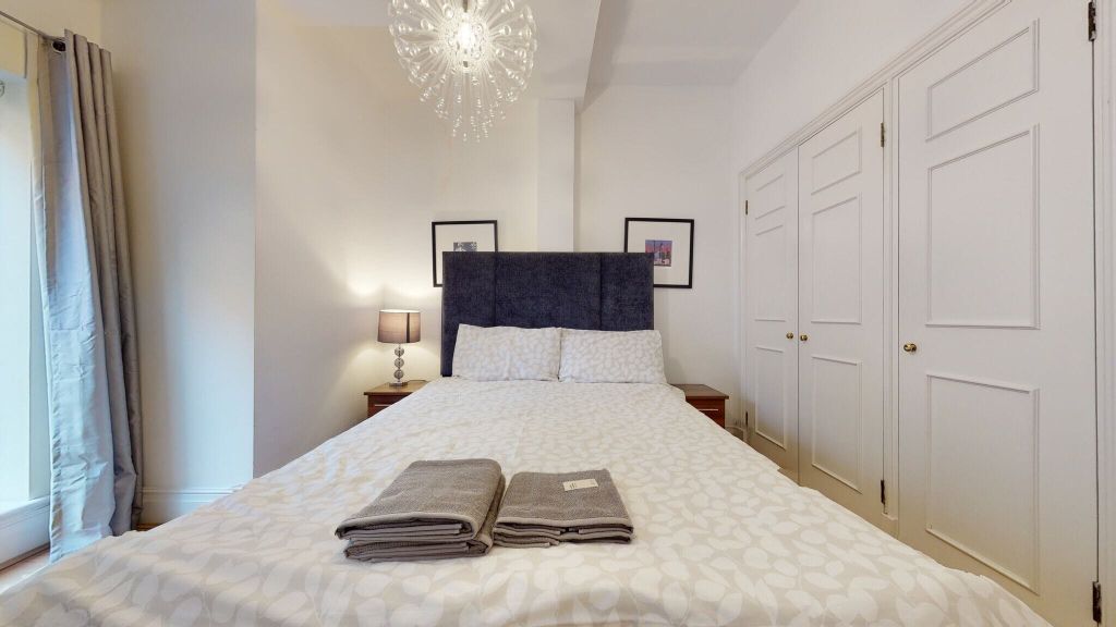 Property photo 3 of 22