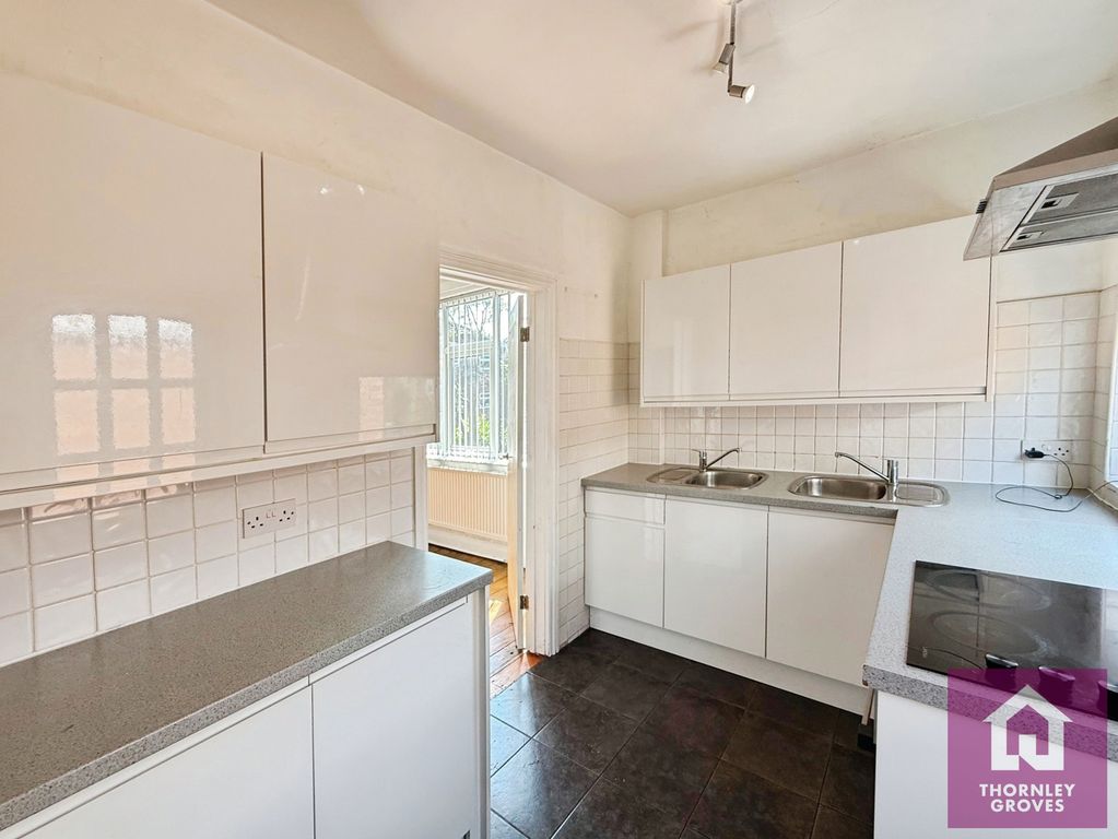 Property photo 3 of 12 Pbox-Img.Jpg