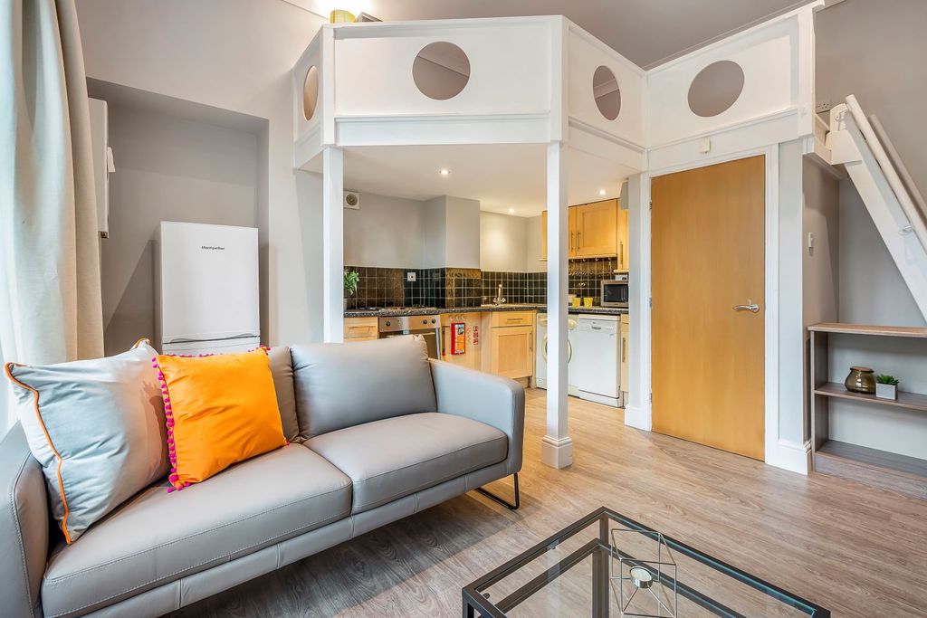 Property photo 1 of 7 Property Photo