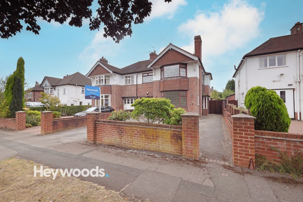 Property photo 3 of 82 0F1A5307