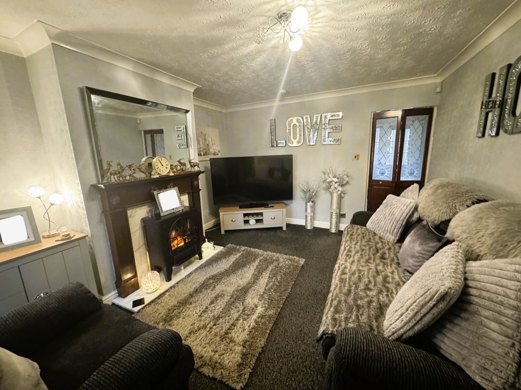 Property photo 2 of 13 Photo 5