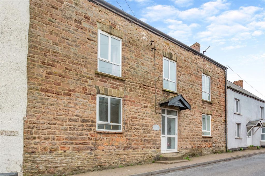 Property photo 1 of 31