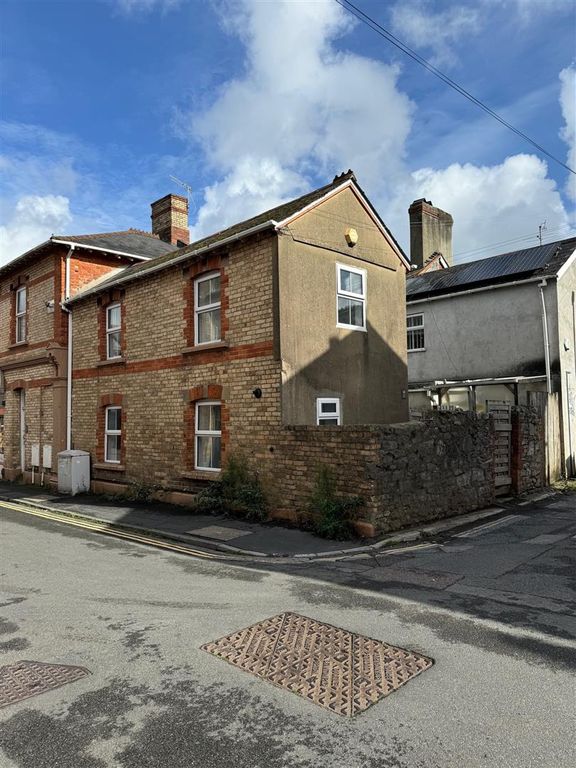 Property photo 1 of 15 Road Aspect