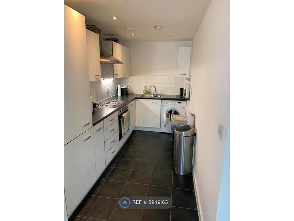 Property photo 2 of 8
