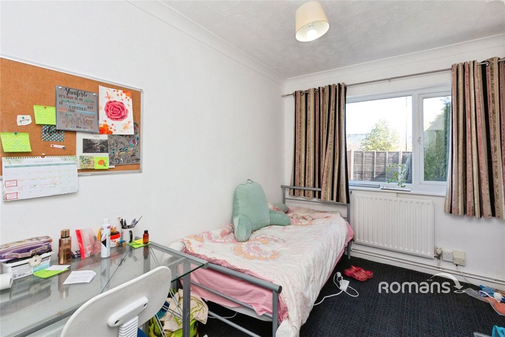 Property photo 1 of 8 Picture No. 13