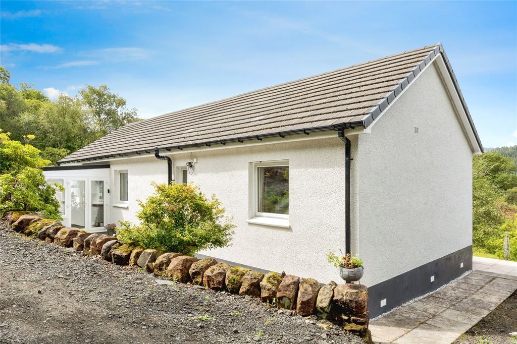 Property photo 2 of 14 Picture No. 02