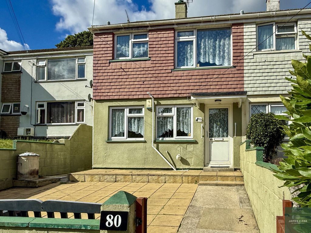 Property photo 2 of 13