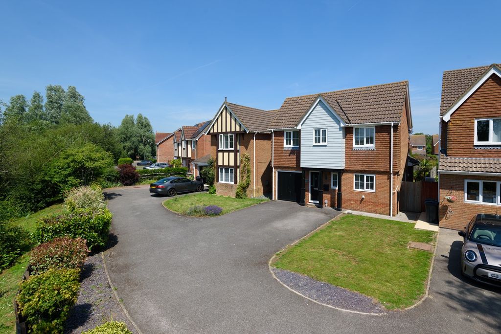 Property photo 1 of 21 5234324
