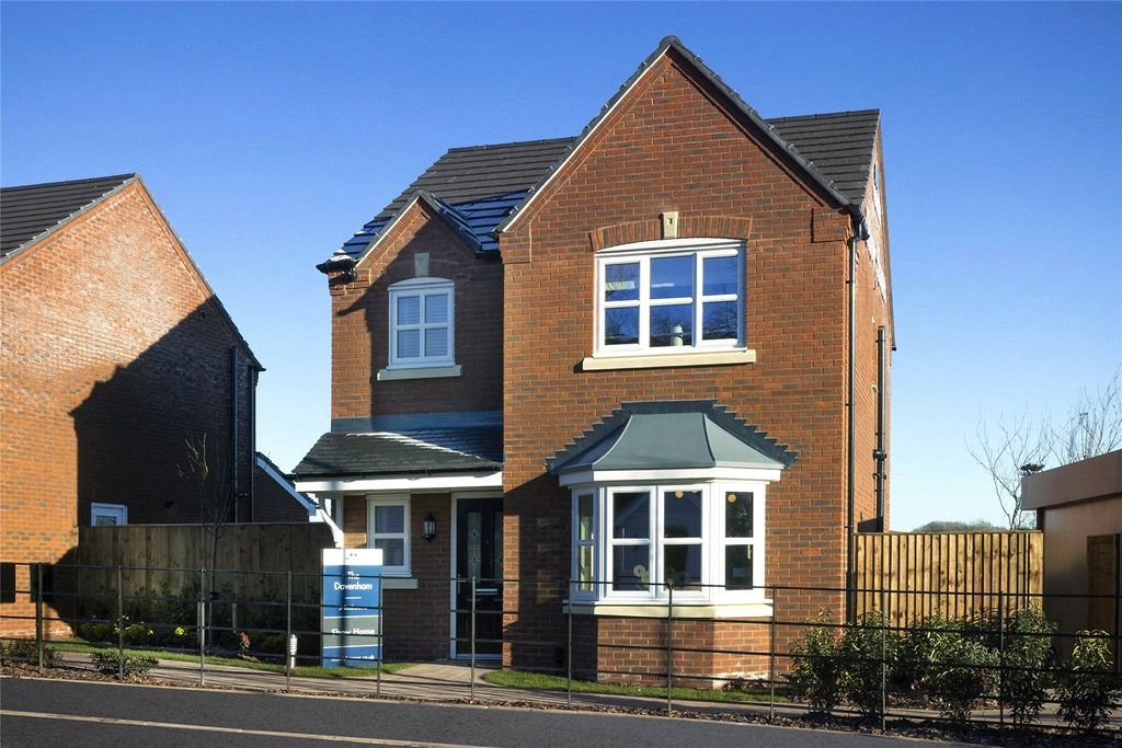 Property photo 1 of 10 Davenham
