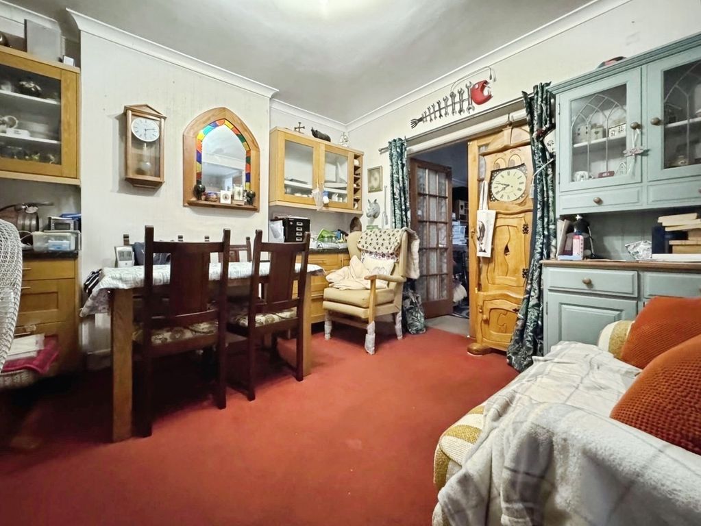 Property photo 3 of 18 Pbox-Img.Jpg