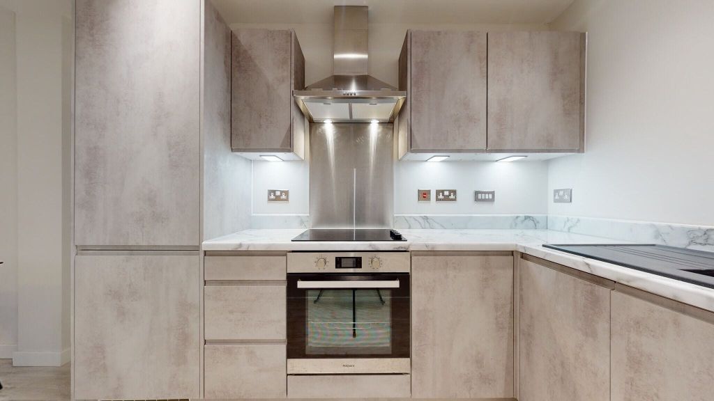 Property photo 2 of 11 Kitchen