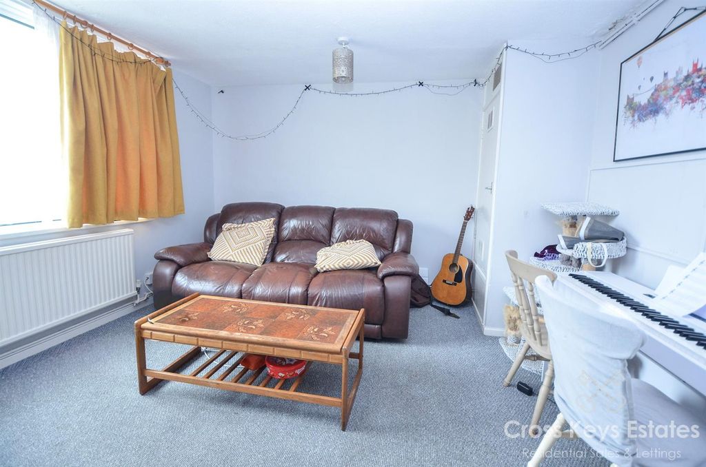 Property photo 2 of 10 Sitting Room/Diner