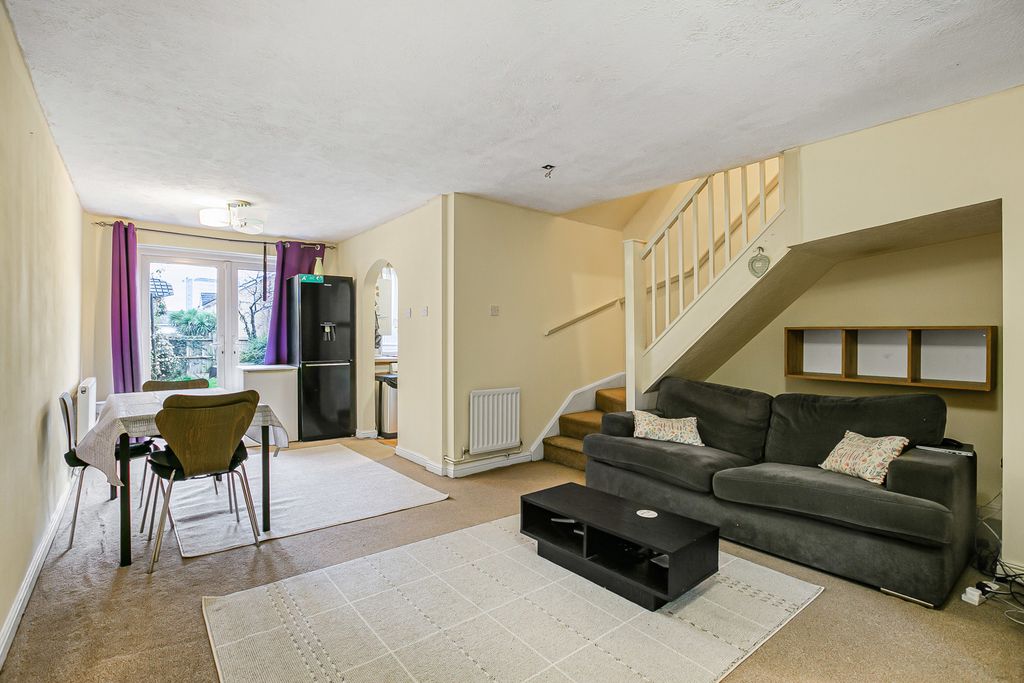 Property photo 2 of 9 Reception Room