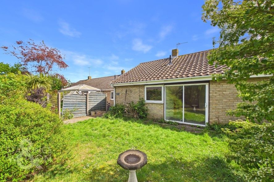 Property photo 2 of 24