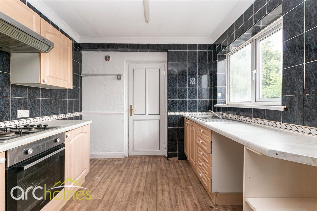 Property photo 3 of 14 Kirkhall-7.Jpg