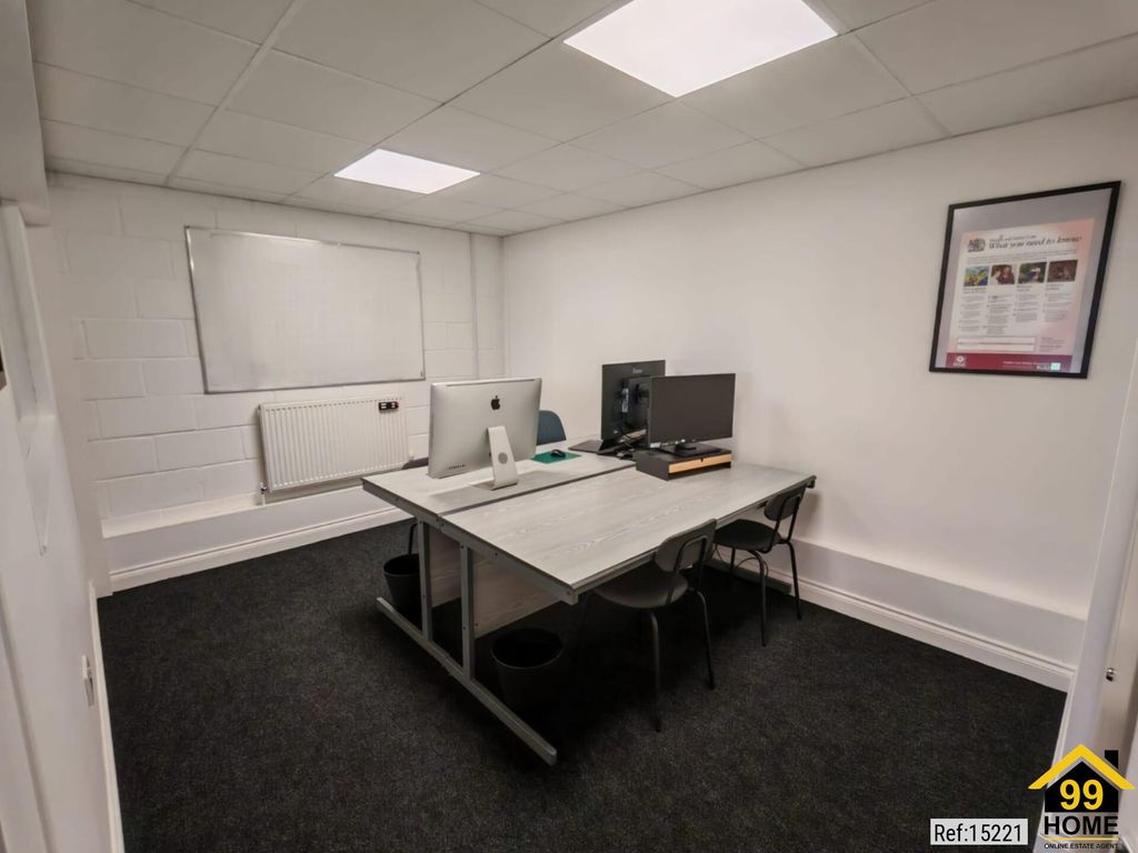 Property photo 2 of 6 Photo 1