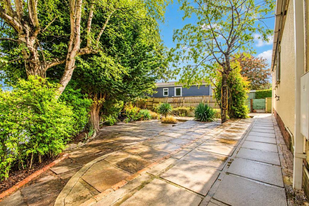 Property photo 2 of 12 Photo 2