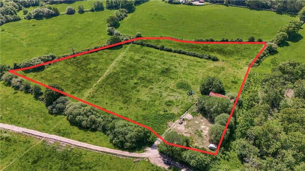 Property photo 1 of 2 Lot 1