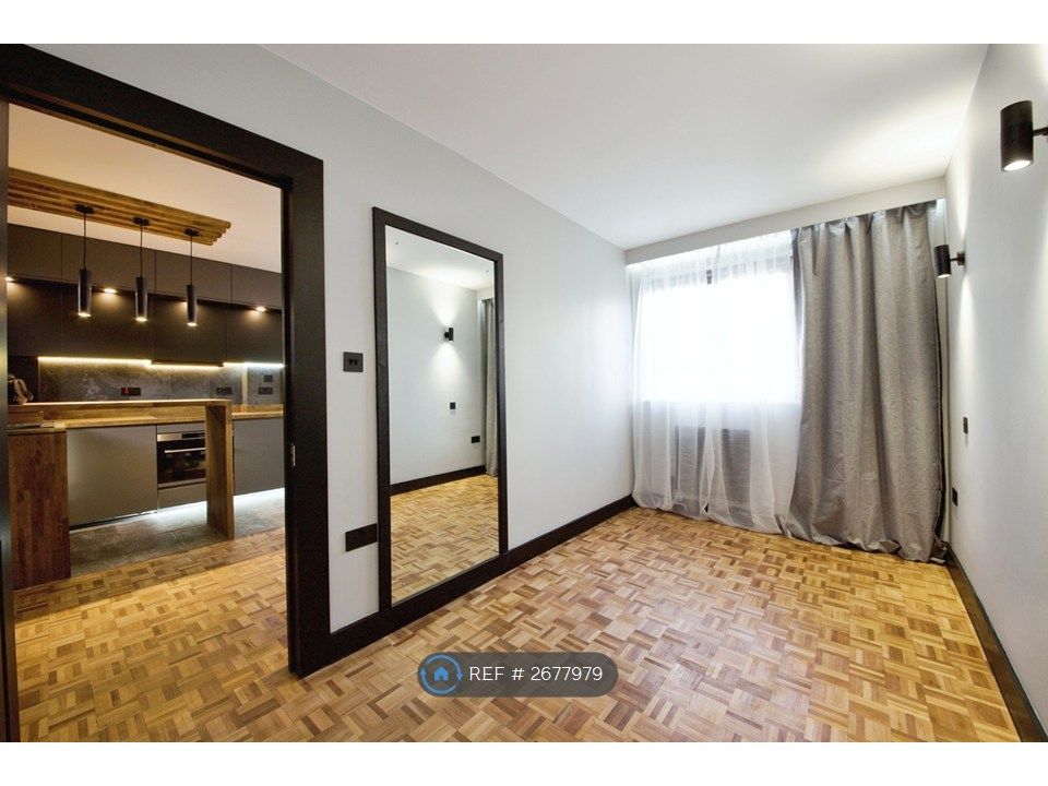 Property photo 3 of 11 Bedroom